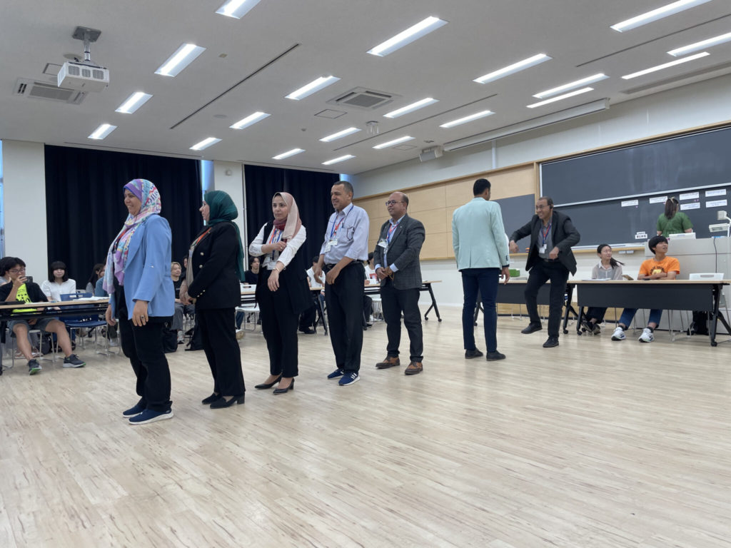 現役大学生とエジプトの教師が学級会の模擬授業を実施！【取材レポート】