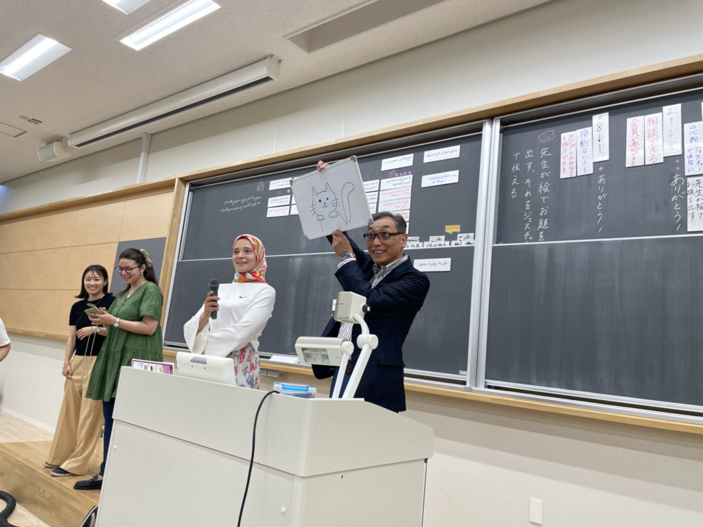 現役大学生とエジプトの教師が学級会の模擬授業を実施！【取材レポート】